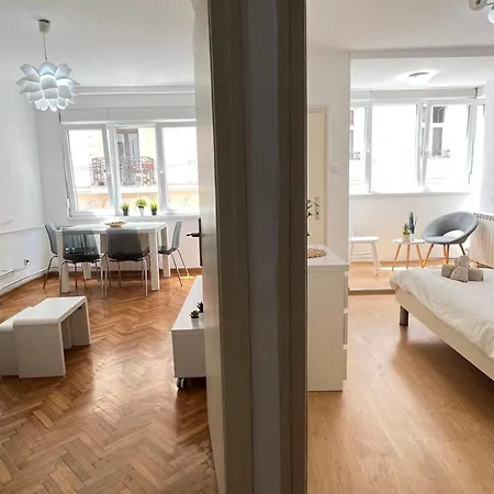 Διαμέρισμα Cozy Βελιγράδι
